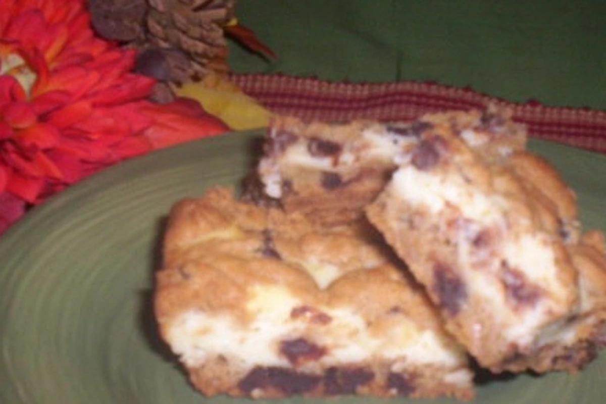 Baked Cookie Dough Cheesecake Bars