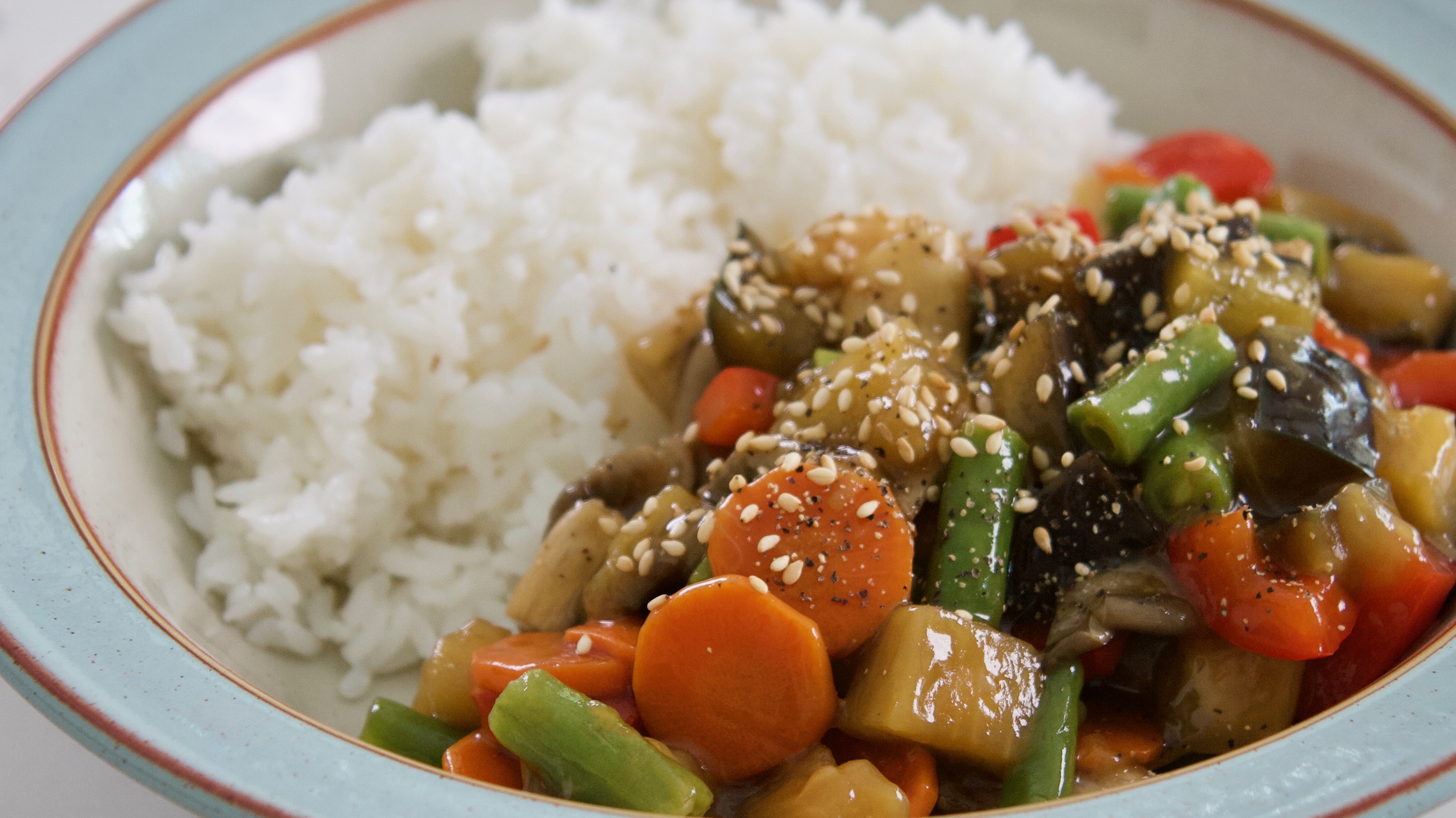 Stir-Fried Veggie Rice Bowl