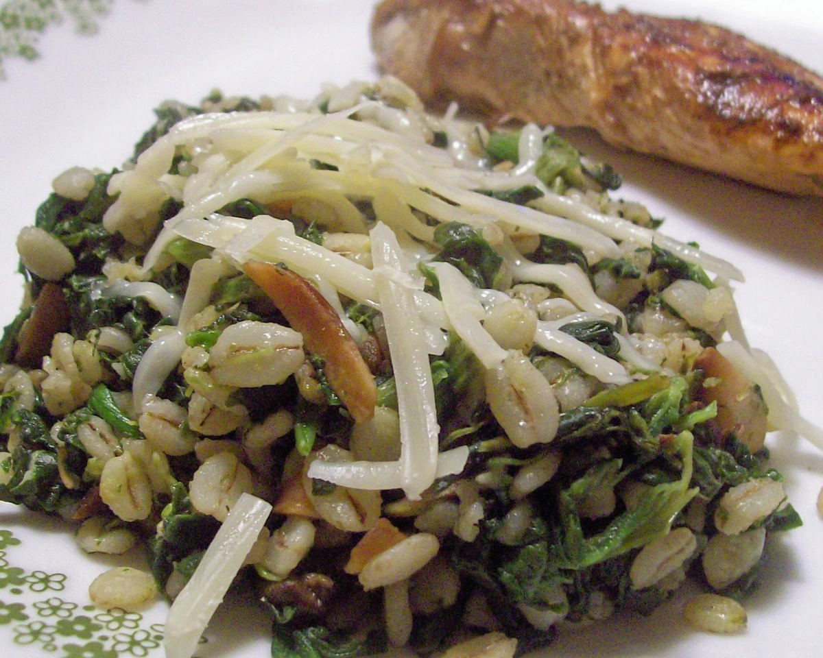 Northern-Style Barley and Mushroom Pilaf