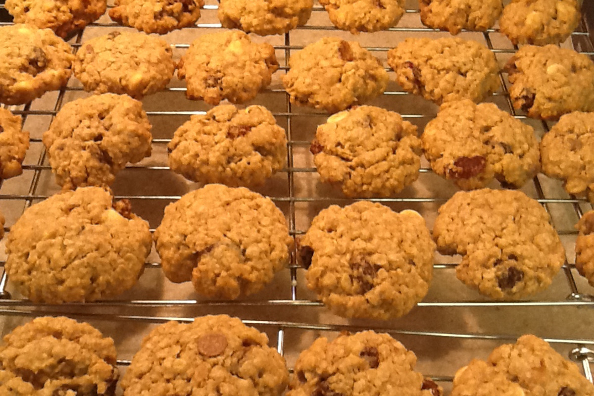 Oatmeal Raisin Breakfast Cookies with Walnuts