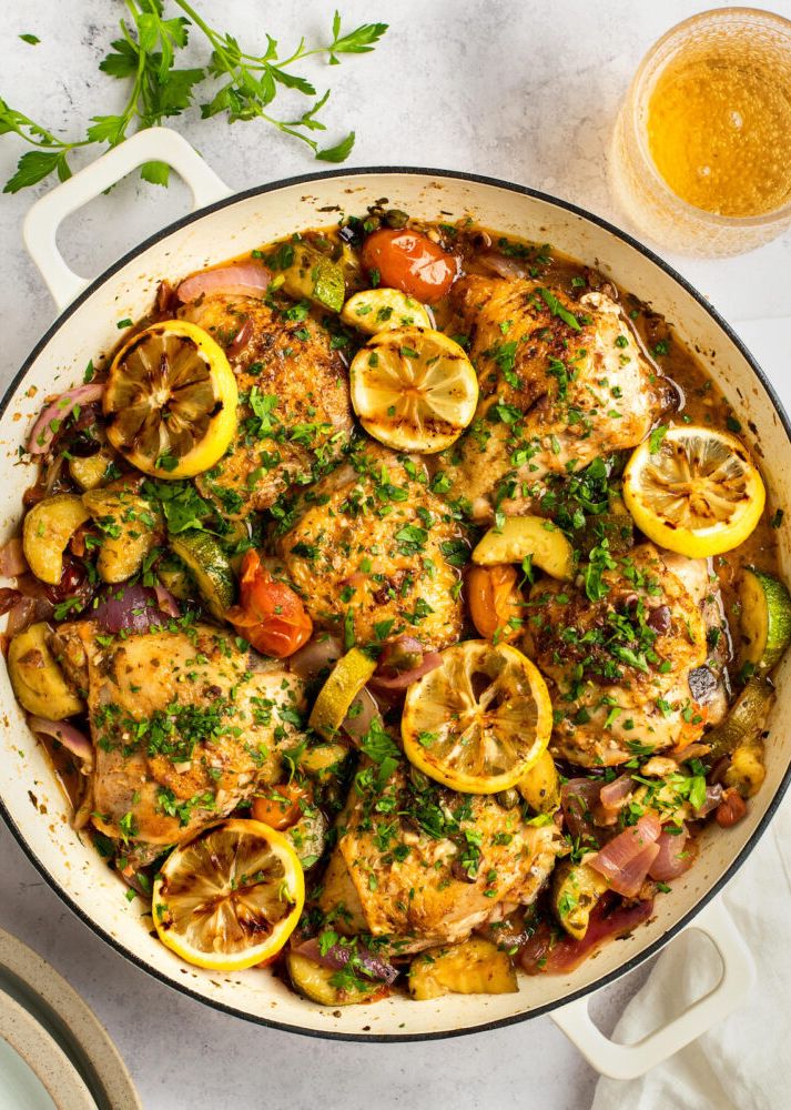 One-Pot Roasted Garlic and Tomato Mediterranean Chicken