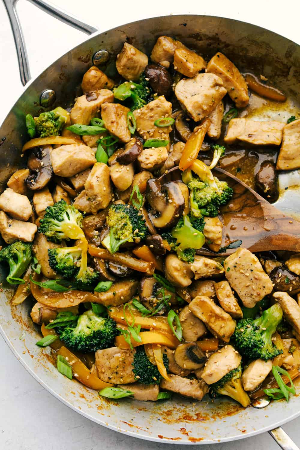 Spiced Nut-Free Chicken Stir Fry with Ginger and Garlic