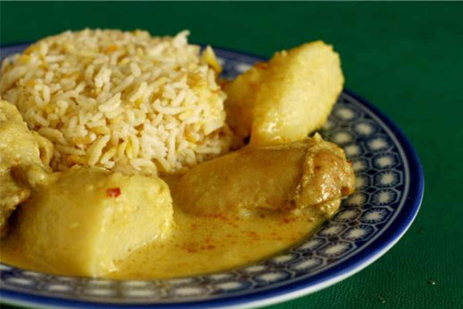 Vietnamese Coconut Curry Chicken with Potatoes