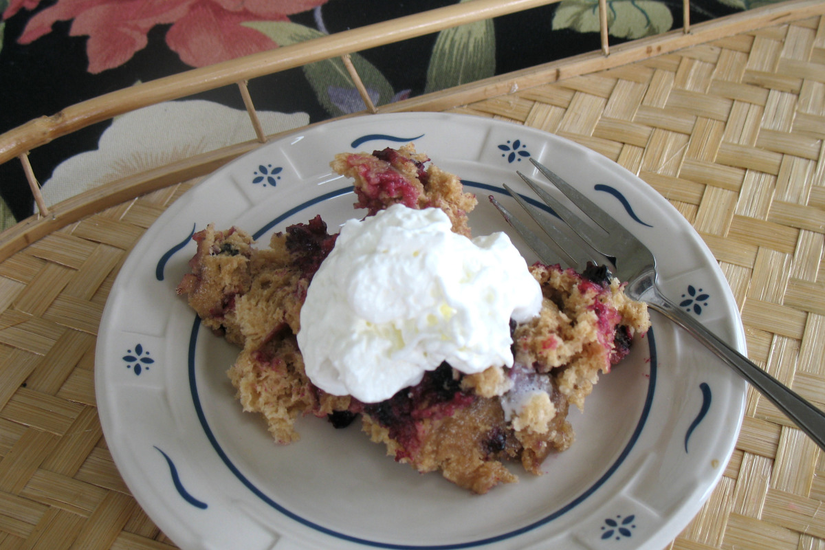 Microwave Mug Lemon Blueberry Cake