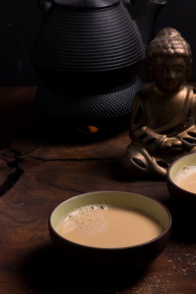 Mongolian Milk Tea with Black Tea and Milk