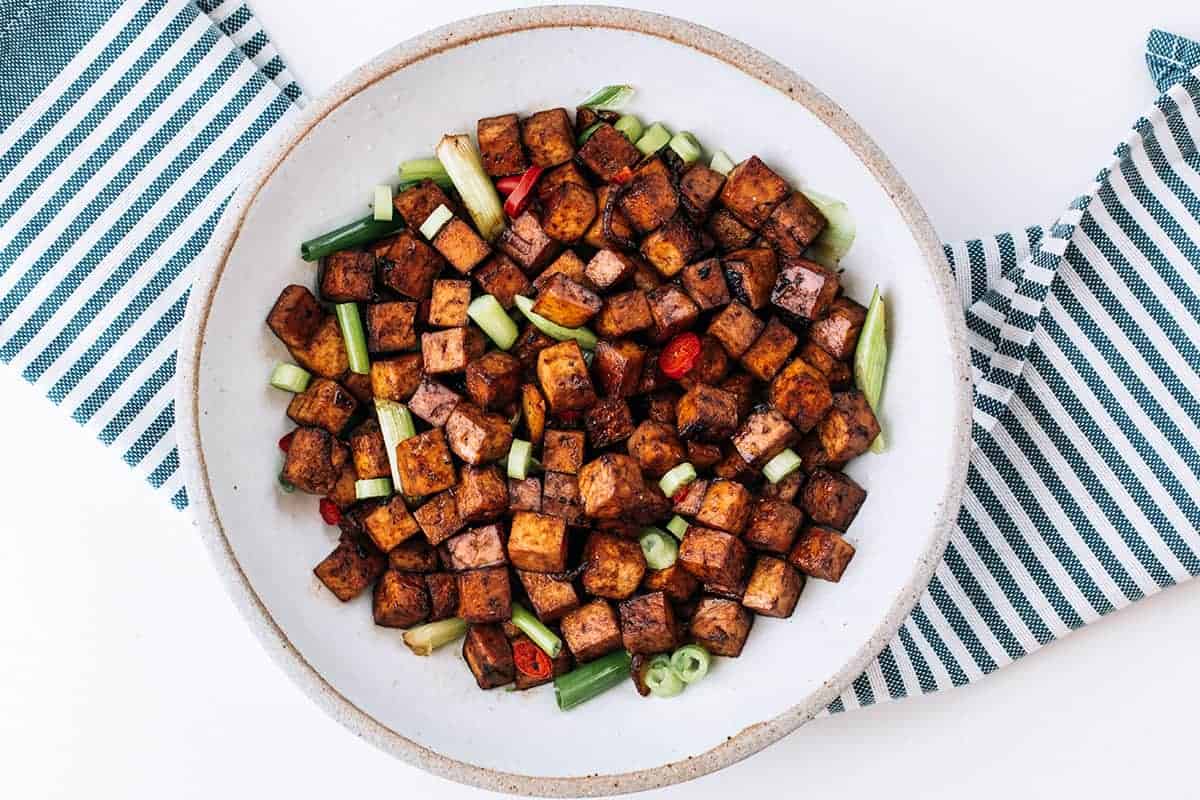 Sautéed Tofu Stir-Fry with Garlic-Ginger Sauce