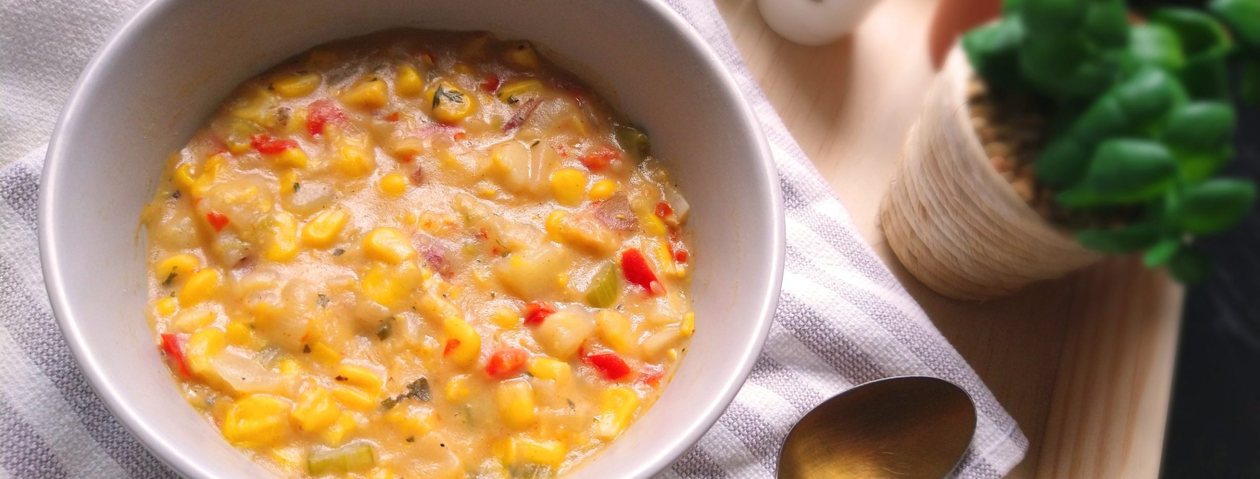 Hearty Tomato & Corn Chowder