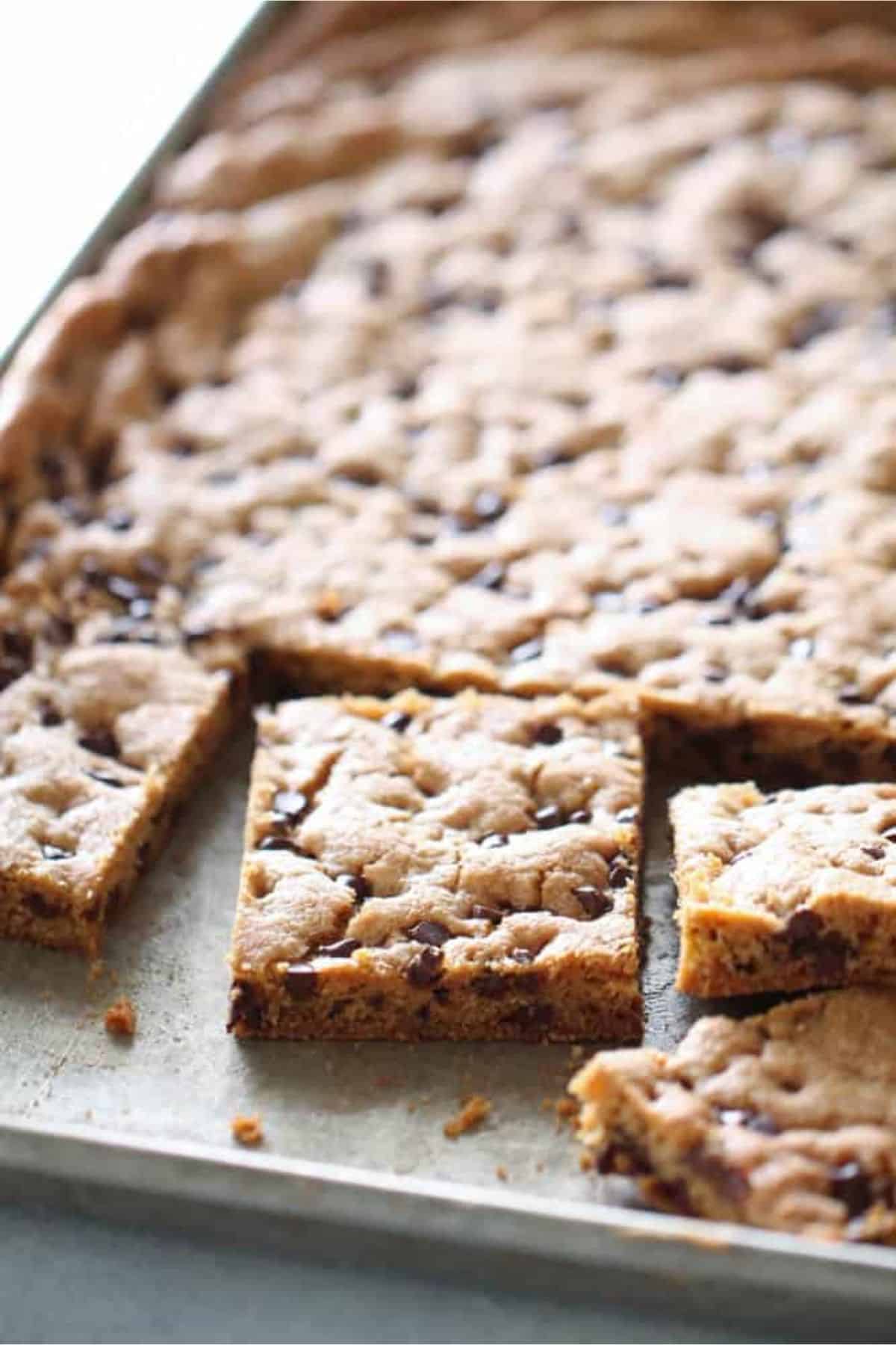 Chocolate-Hazelnut Sheet Pan Cookie Bars