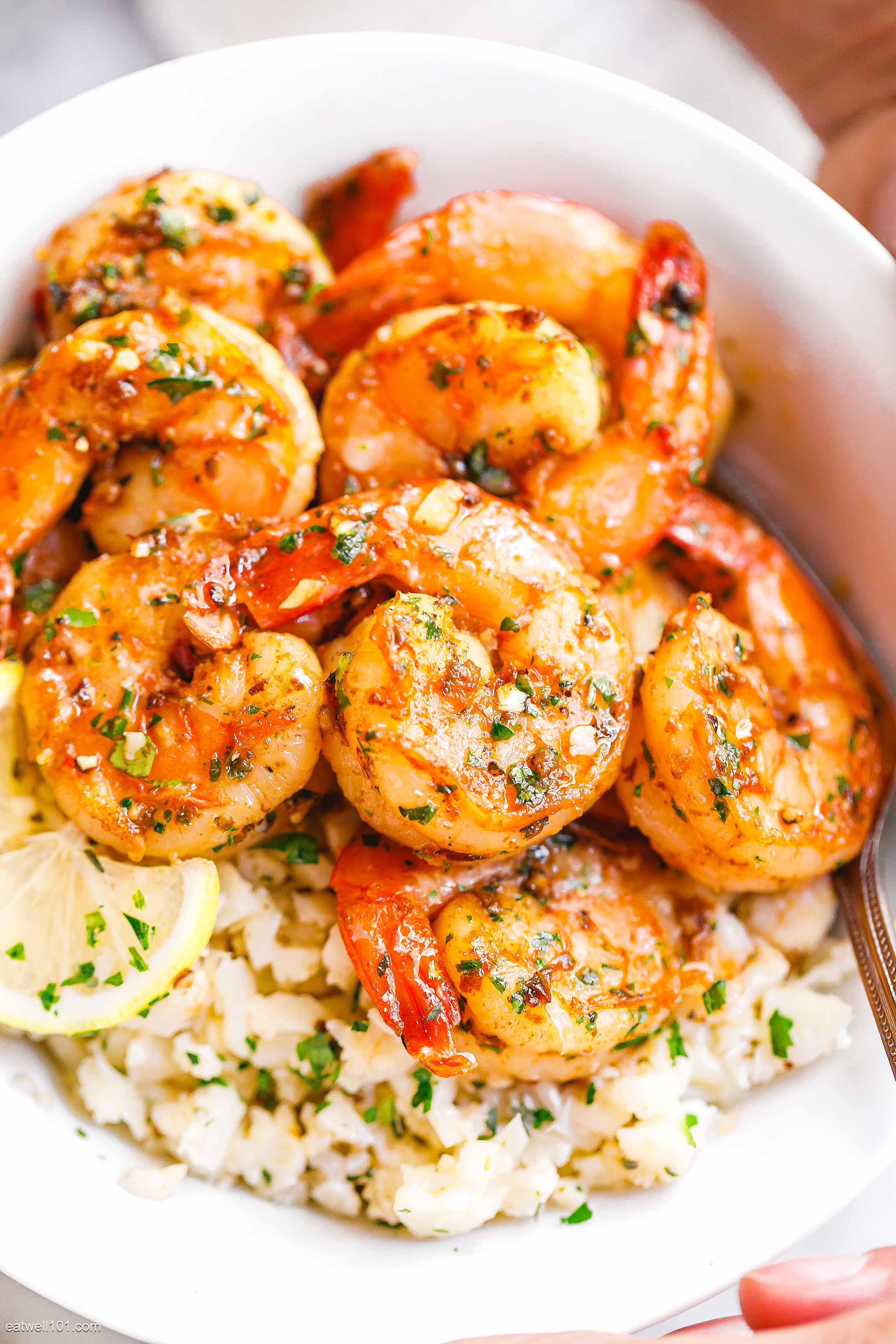 Sautéed Shrimp with Garlic and Lemon Zest over Cauliflower Rice