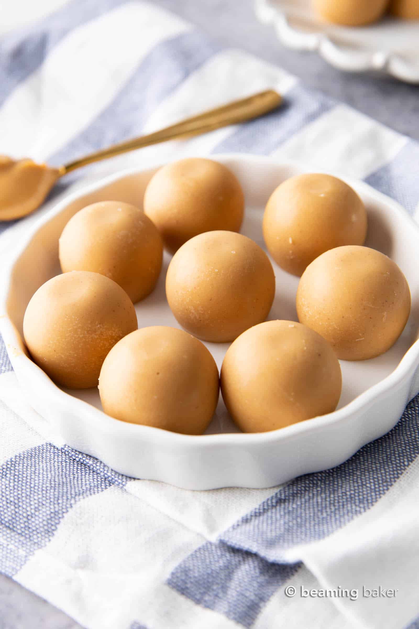 Quick 3-Ingredient Peanut Butter Keto Fat Bombs
