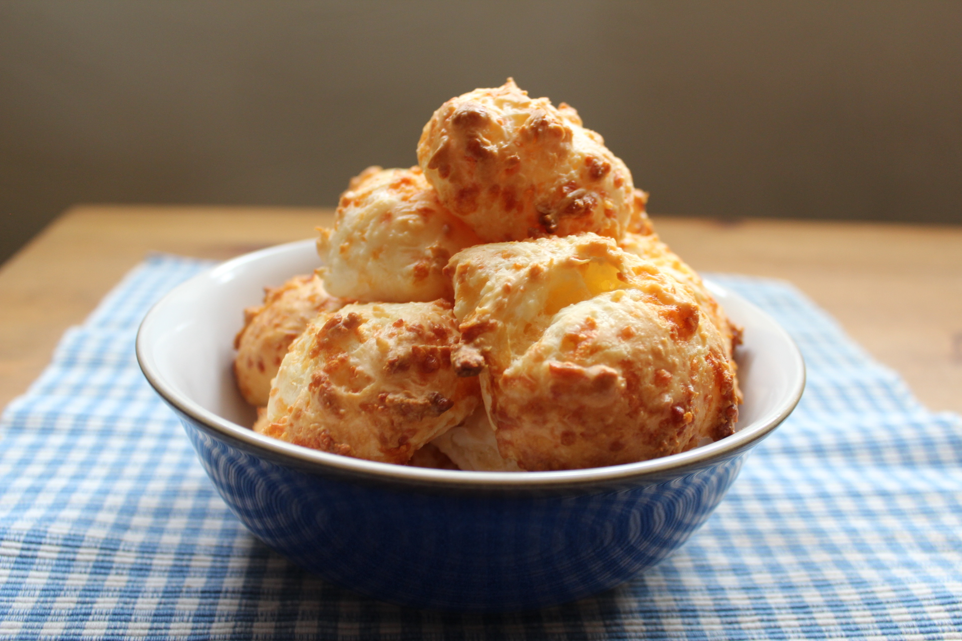 Blender Brazilian Pão de Queijo with Parmesan and Tapioca Flour