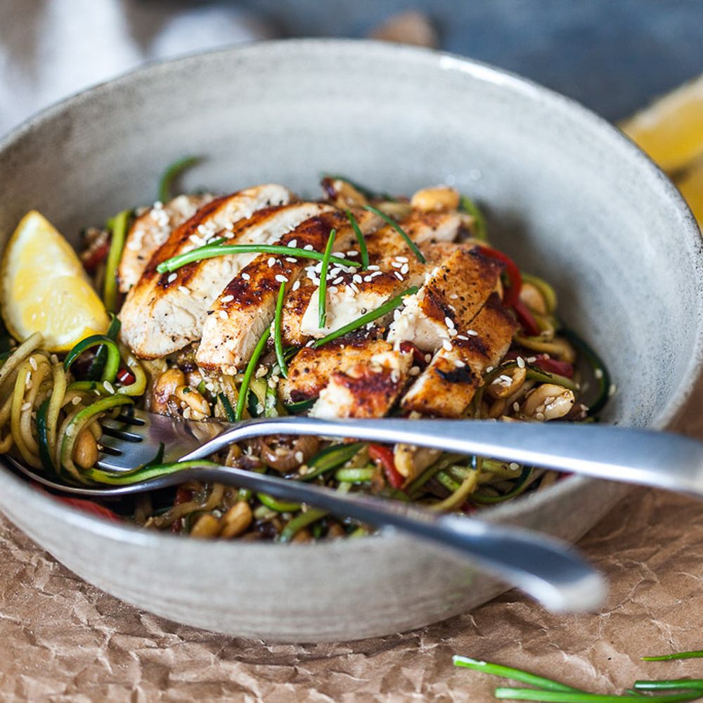 Whole30 Reset Lemon-Herb Chicken & Zucchini Noodles