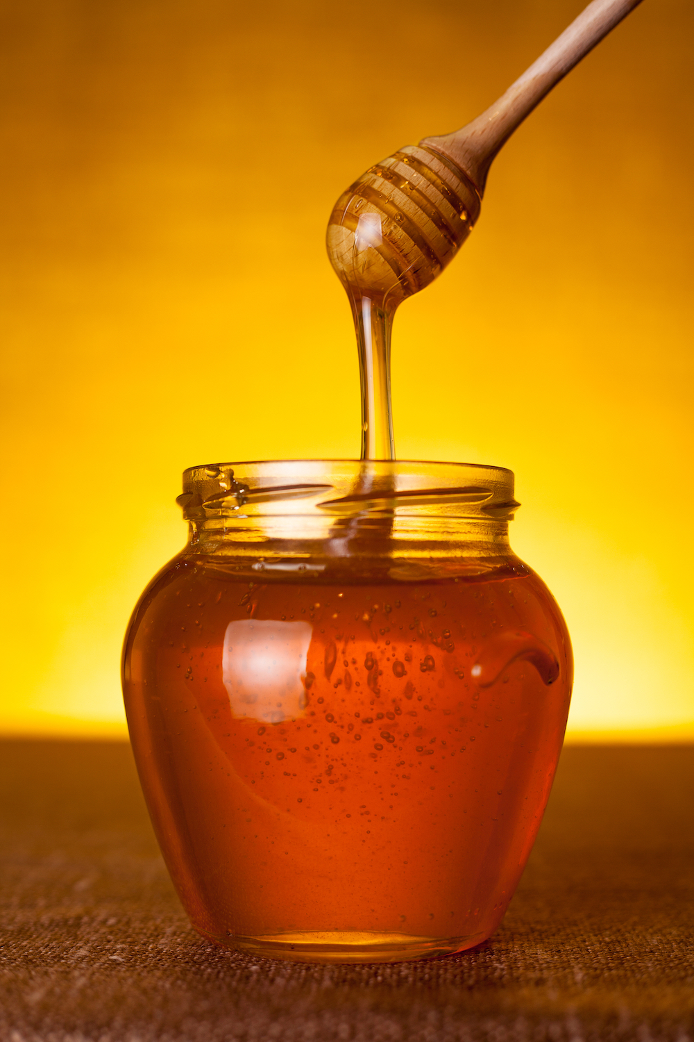 Honey-Dijon Salad Dressing with Garlic and Lemon