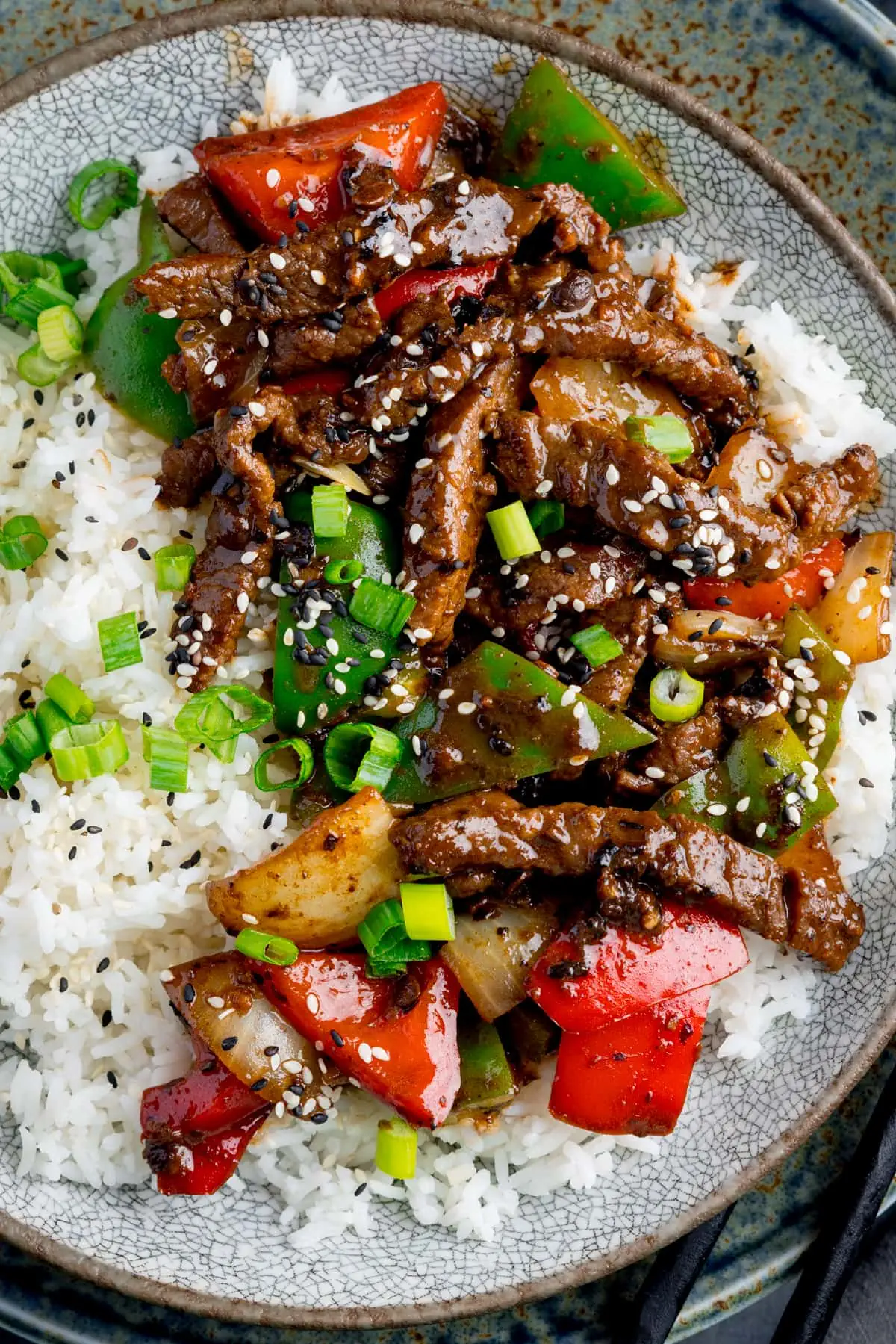 Stir-Fried Beef with Garlic and Scallions in Black Bean Sauce