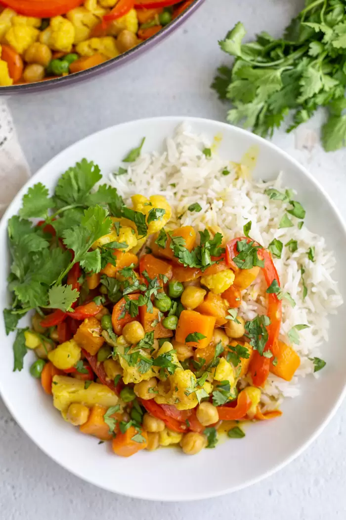 One-Pot Coconut Curry with Sweet Potato and Chickpeas
