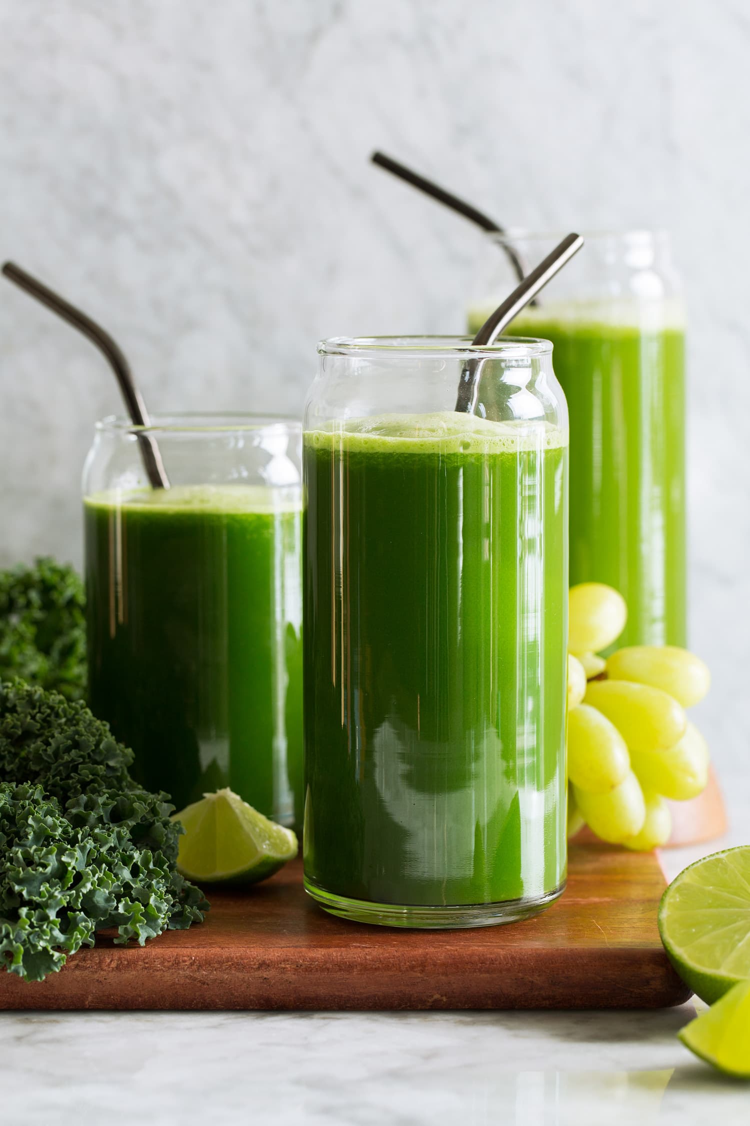 Cold-Pressed Green Juice with Kale and Cucumber
