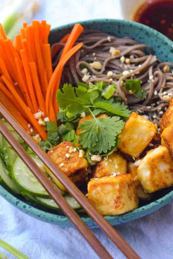 Sesame-Ginger Soba Noodle Salad with Tofu