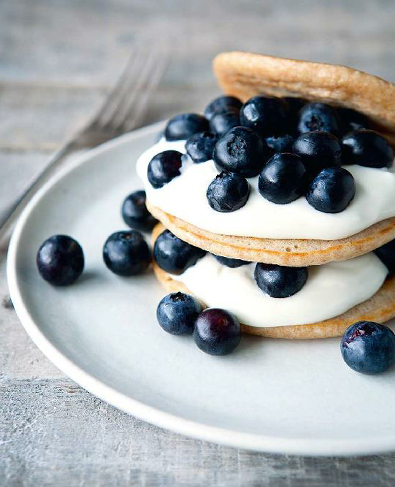 Fluffy American-Style Pancakes with Seasonal Fruit Compote