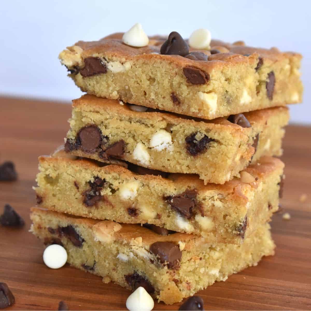 Vanilla Almond Sheet Pan Cookie Bars