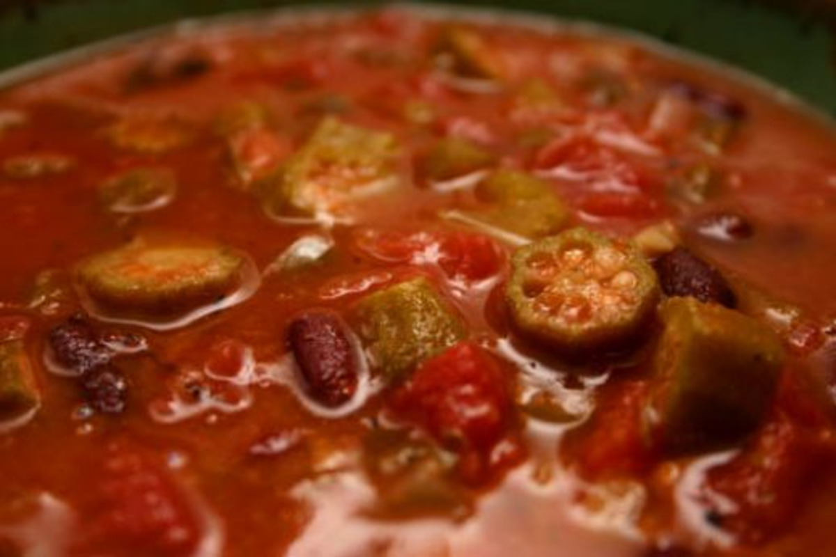 Slow-Cooked Andouille Gumbo with Okra and Creole Spices
