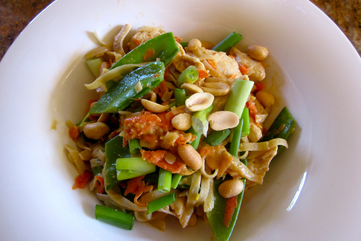 Spicy Peanut Soba Noodles with Crispy Tofu