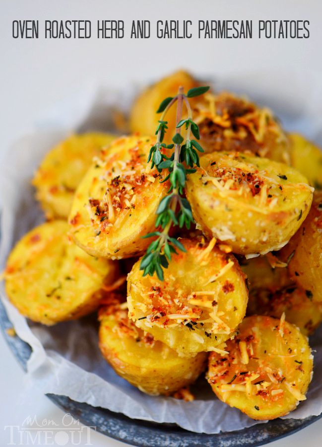 Oven-Baked Herb Potatoes with Garlic and Parmesan