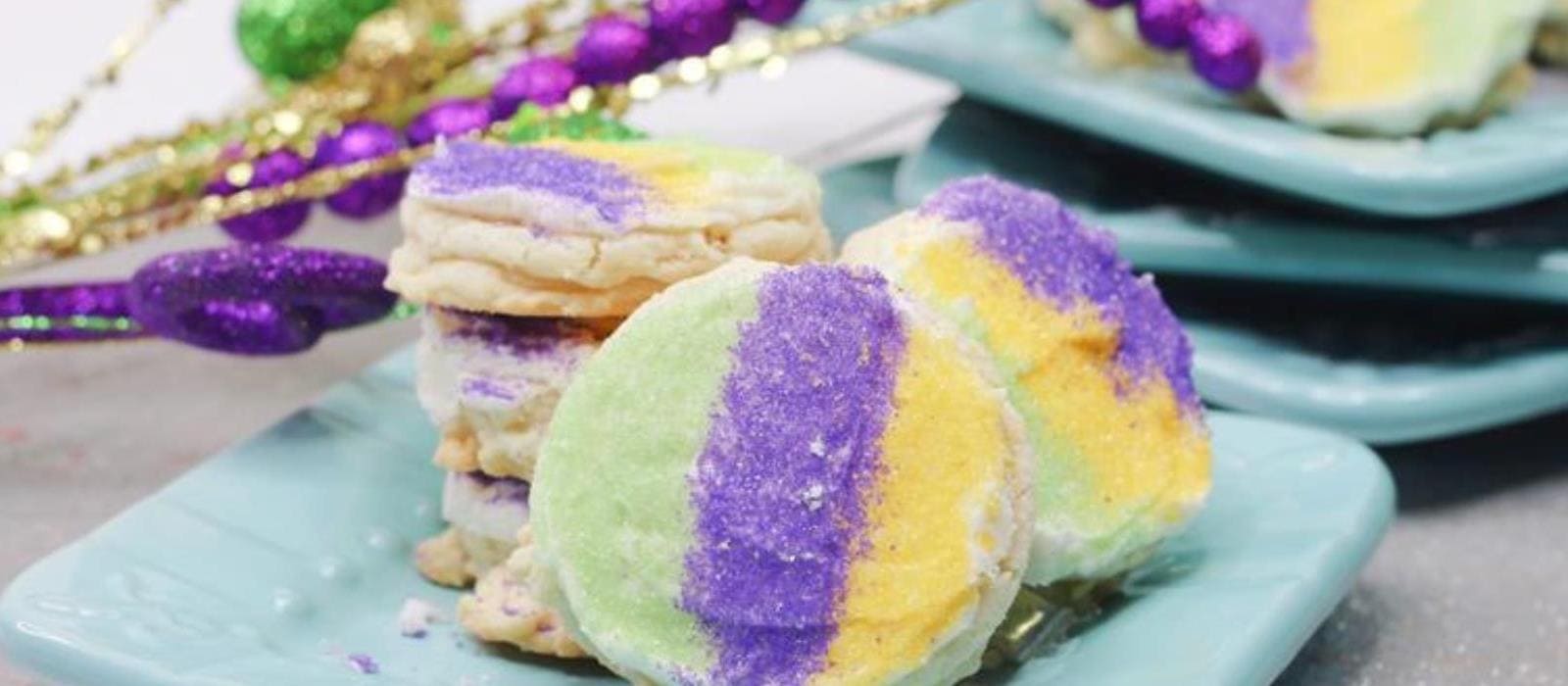 Bead-Throwing Mardi Gras King Cake Cookies