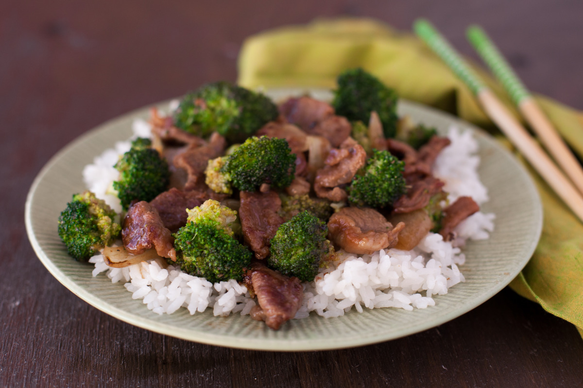 Quick Beef Stir-Fry with Broccoli and Bell Peppers