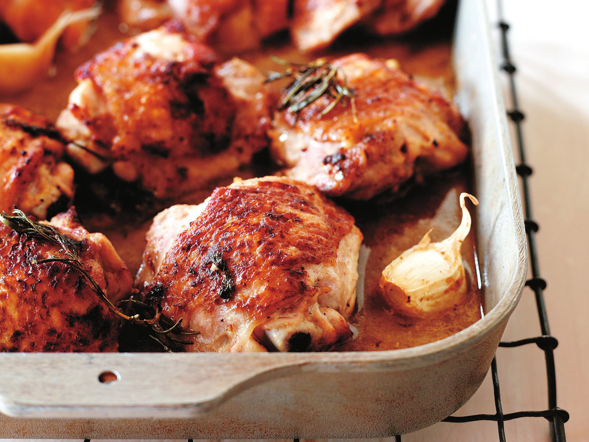 Pan-Seared Chicken with Garlic and Rosemary Weekly Marinade