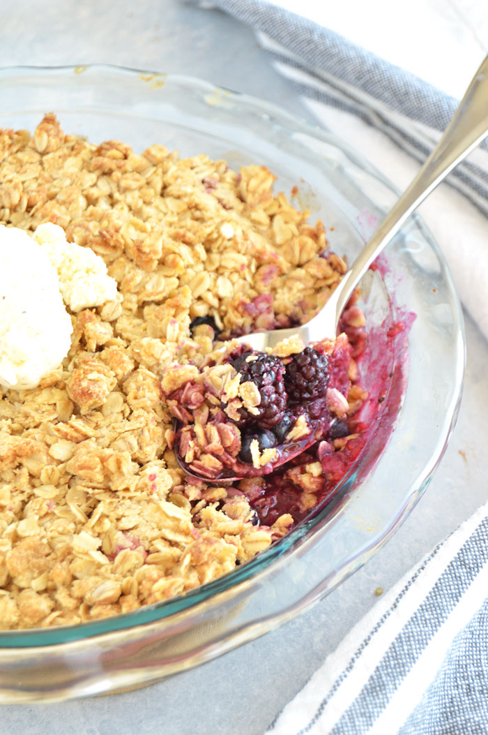 Gluten-Free Berry Quinoa Crisp with Oat Topping