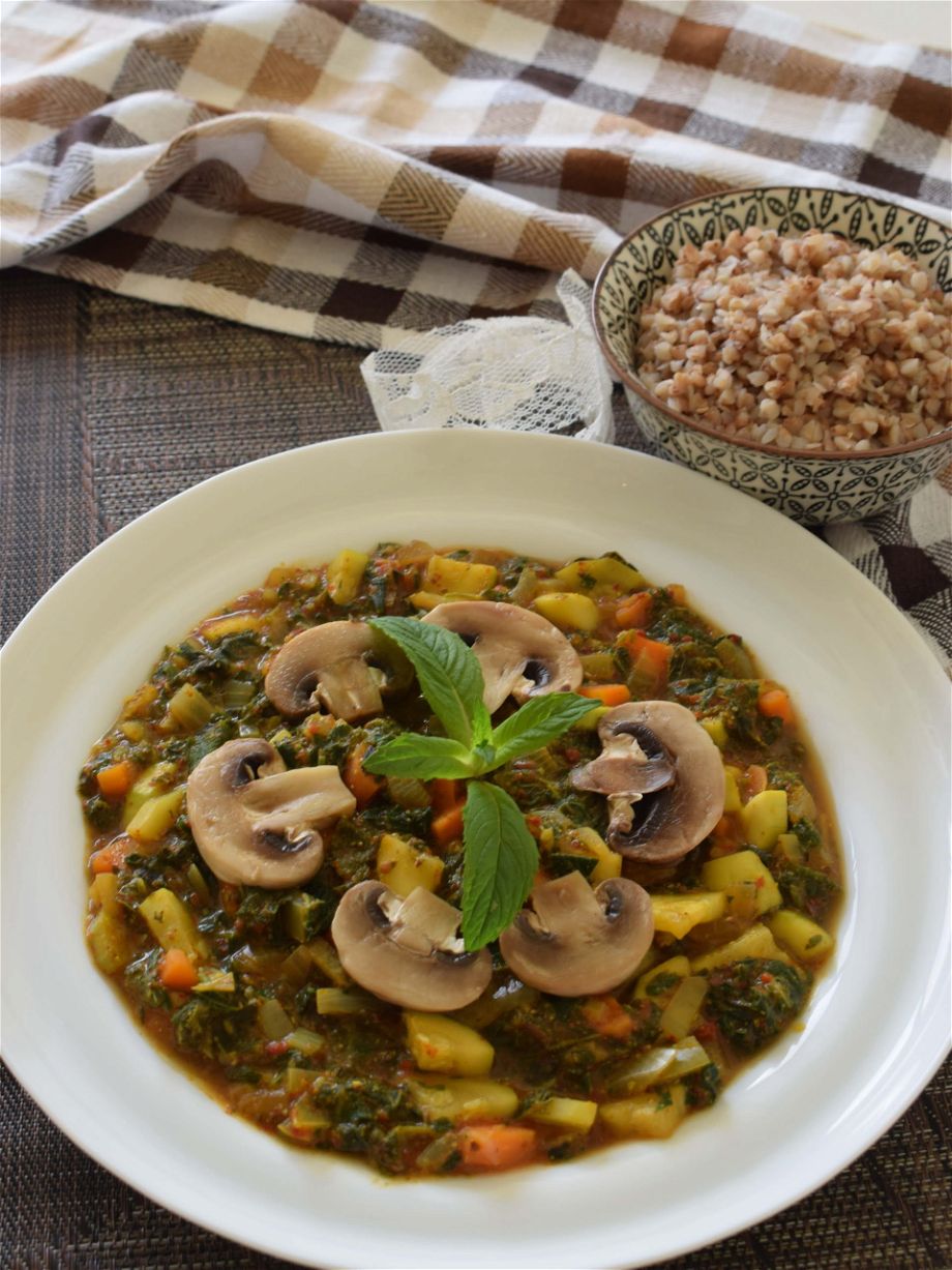 Ginger-Turmeric Migraine Relief Stew