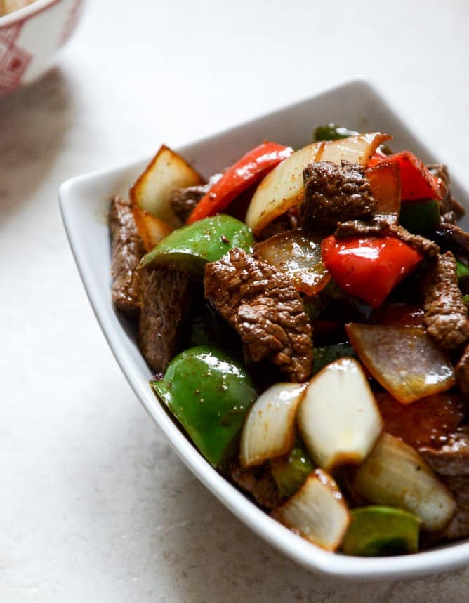 Seared Beef Stir-Fry with Garlic and Deisceart Chili Sauce