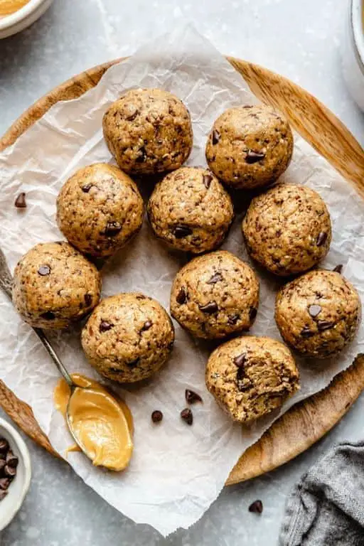 Honey-Peanut Butter Protein Bites with Whey and Peanut Butter Powder