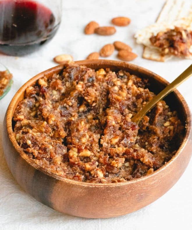 Date and Walnut Charoset with Cinnamon and Honey
