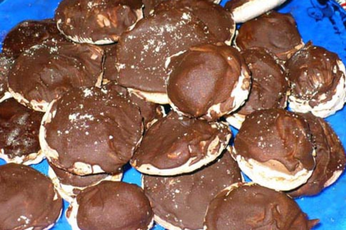 Chocolate-Dipped Sarah Bernhardt Mini Cakes