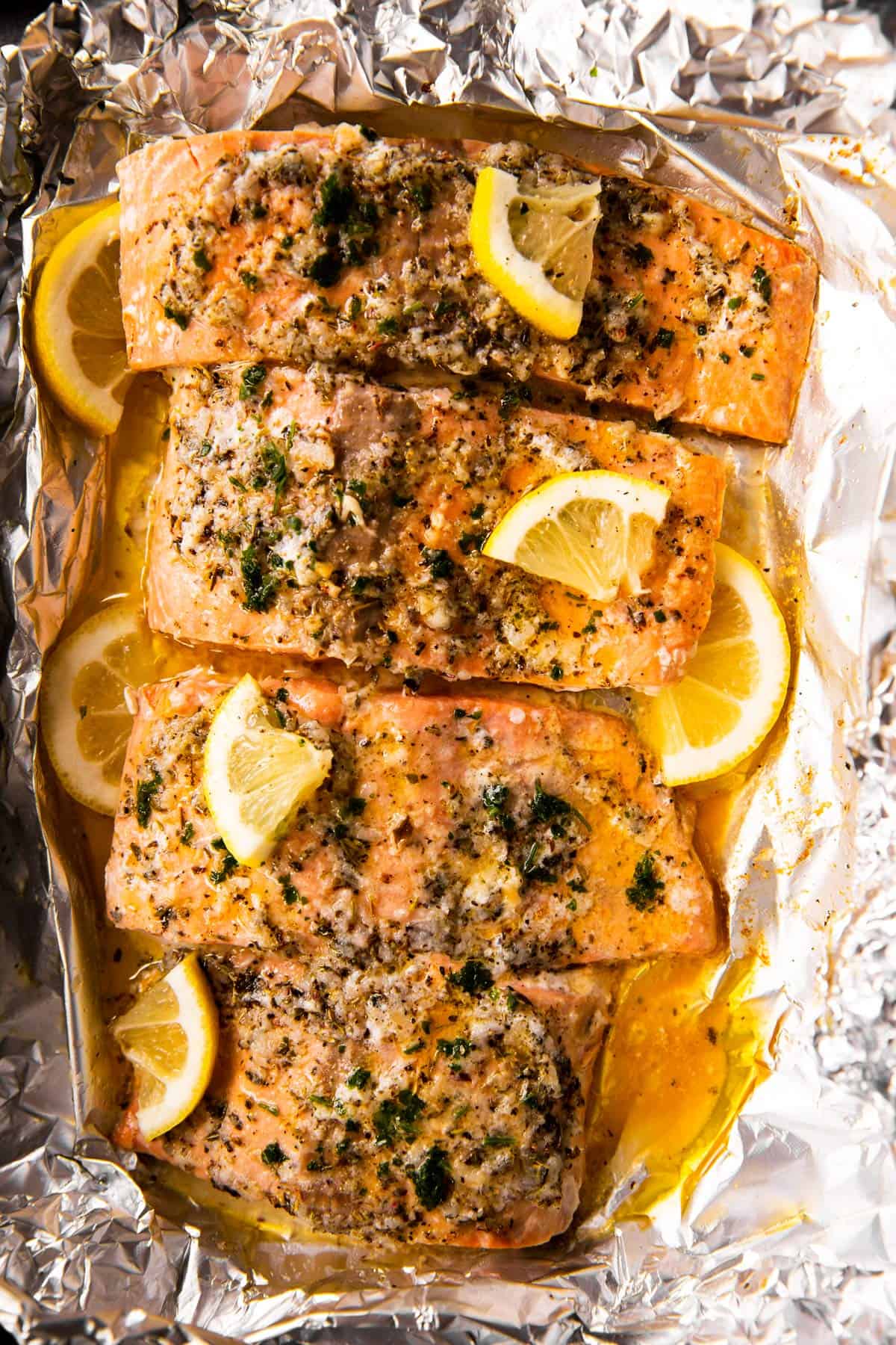 Oven-Baked Salmon with Garlic Butter and Dill