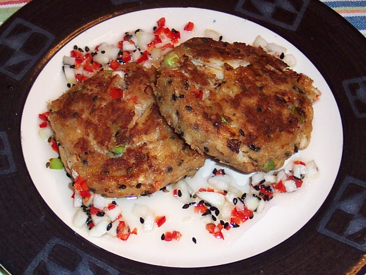 Baltimore Crispy Crab Cakes with Dill Aioli