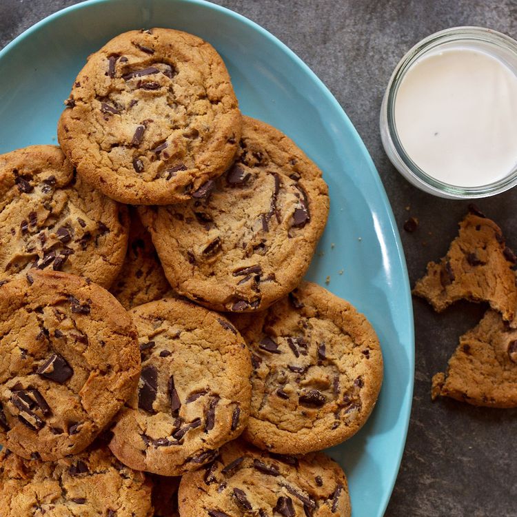 Popular Classic Chocolate Chip Cookies