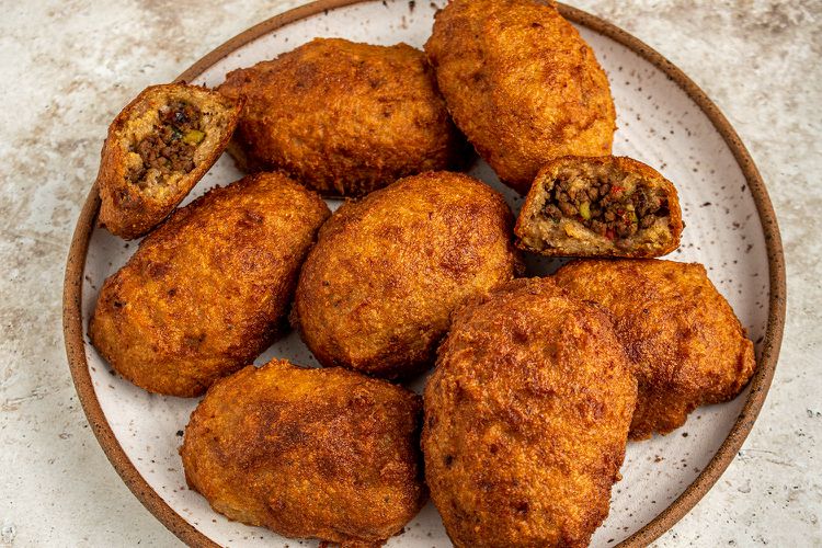 Cheesy Veggie Alcapurrias