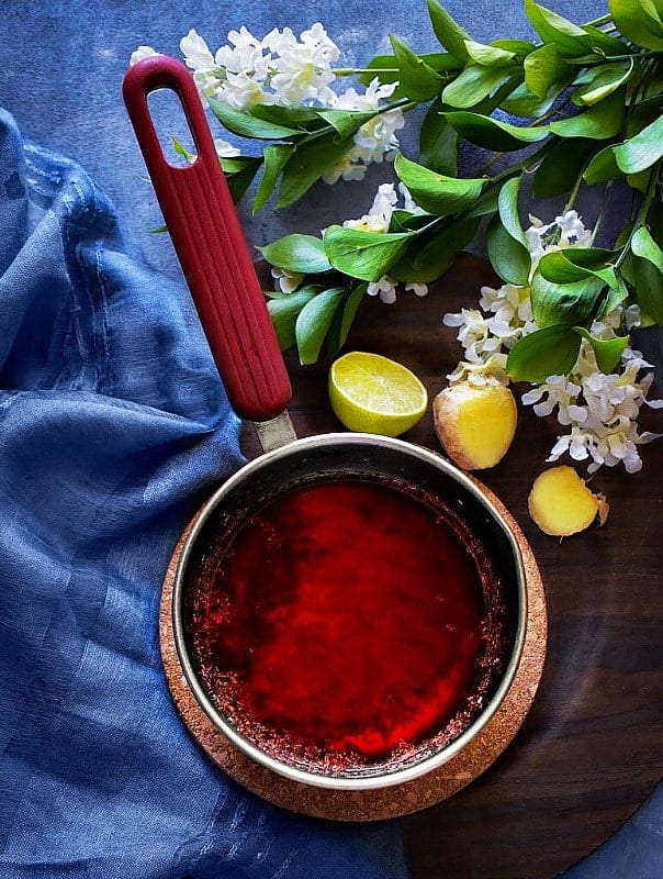 Hibiscus Gin Fizz