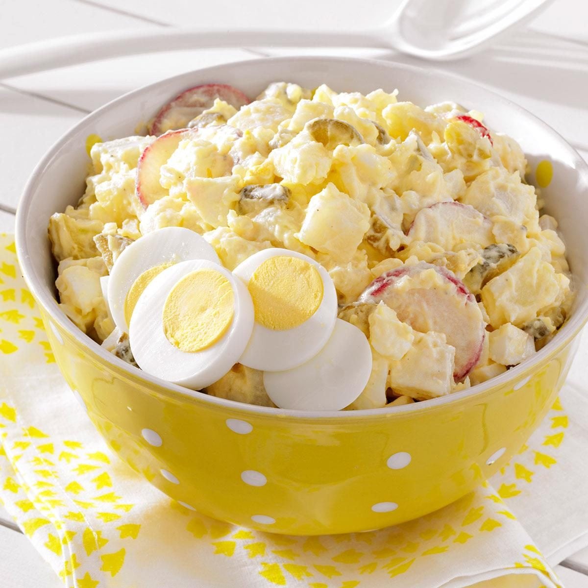 Classic Deli-Style Potato Salad with Hard-Boiled Eggs