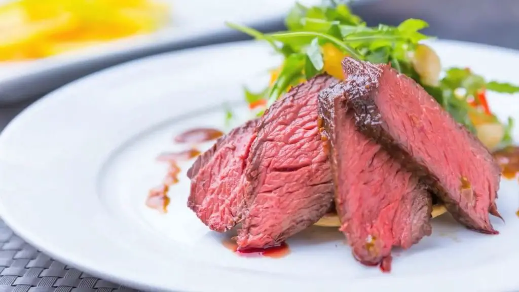 Roasted Kangaroo Steak with Pepperberry and Garlic Sauce
