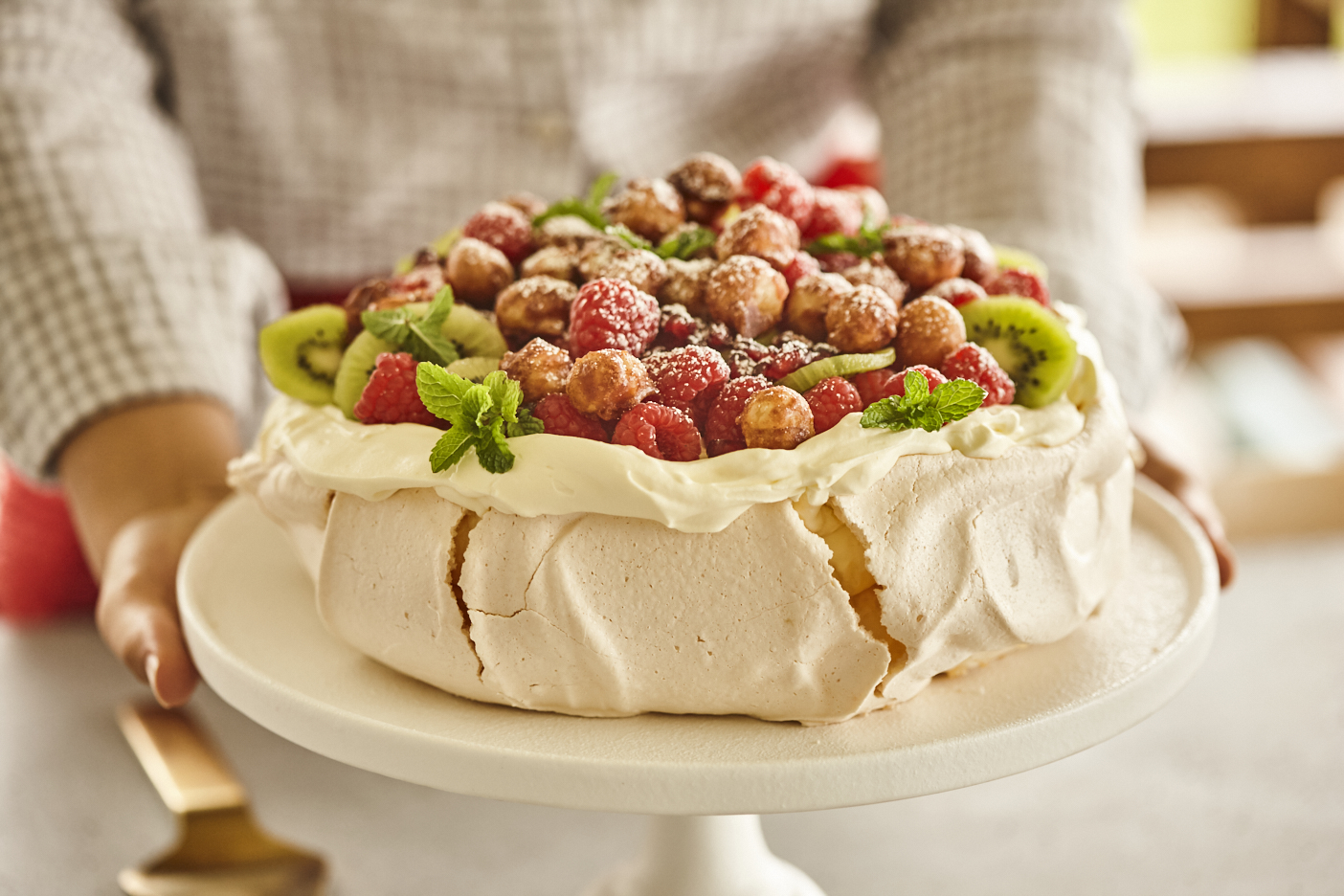 Macadamia and Quandong Pavlova with Wattleseed Cream