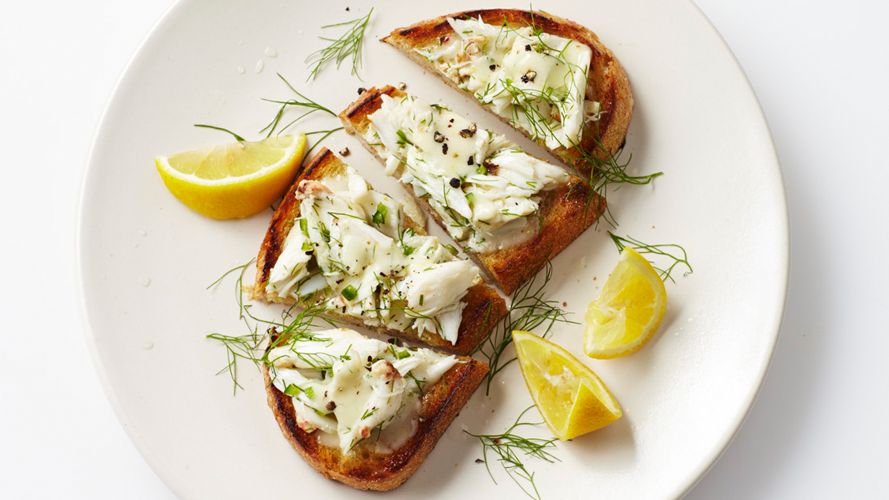Grilled Crab and Whitefish Sandwich with Lemon Aioli
