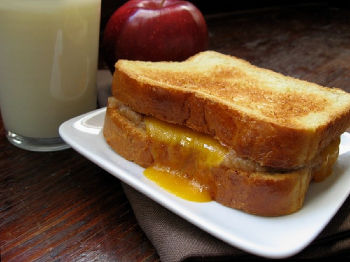 Apple and Cheddar Grilled Cheese Sandwich with Sage Butter