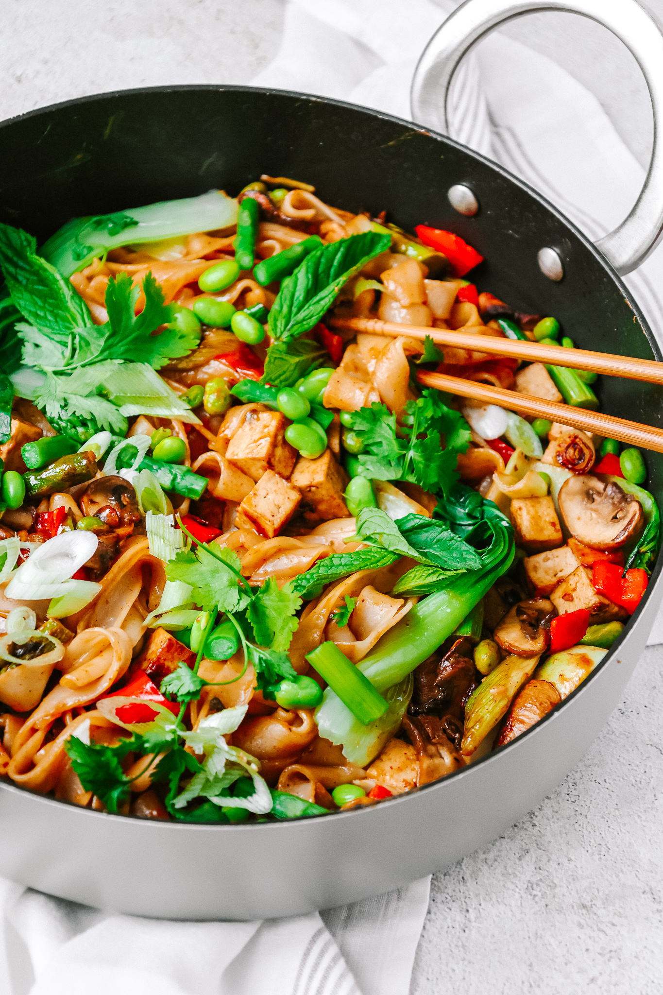 Stir-Fried Tofu and Vegetable Noodles with Peanut Sauce
