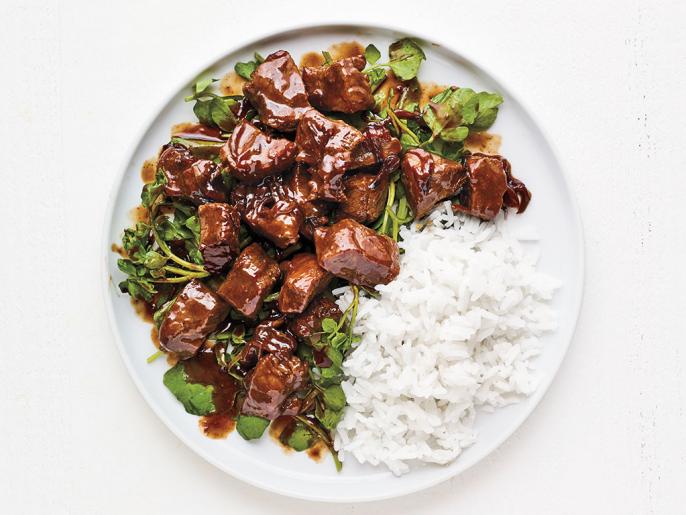 Seared Shaking Beef with Caramelized Onions and Jasmine Rice