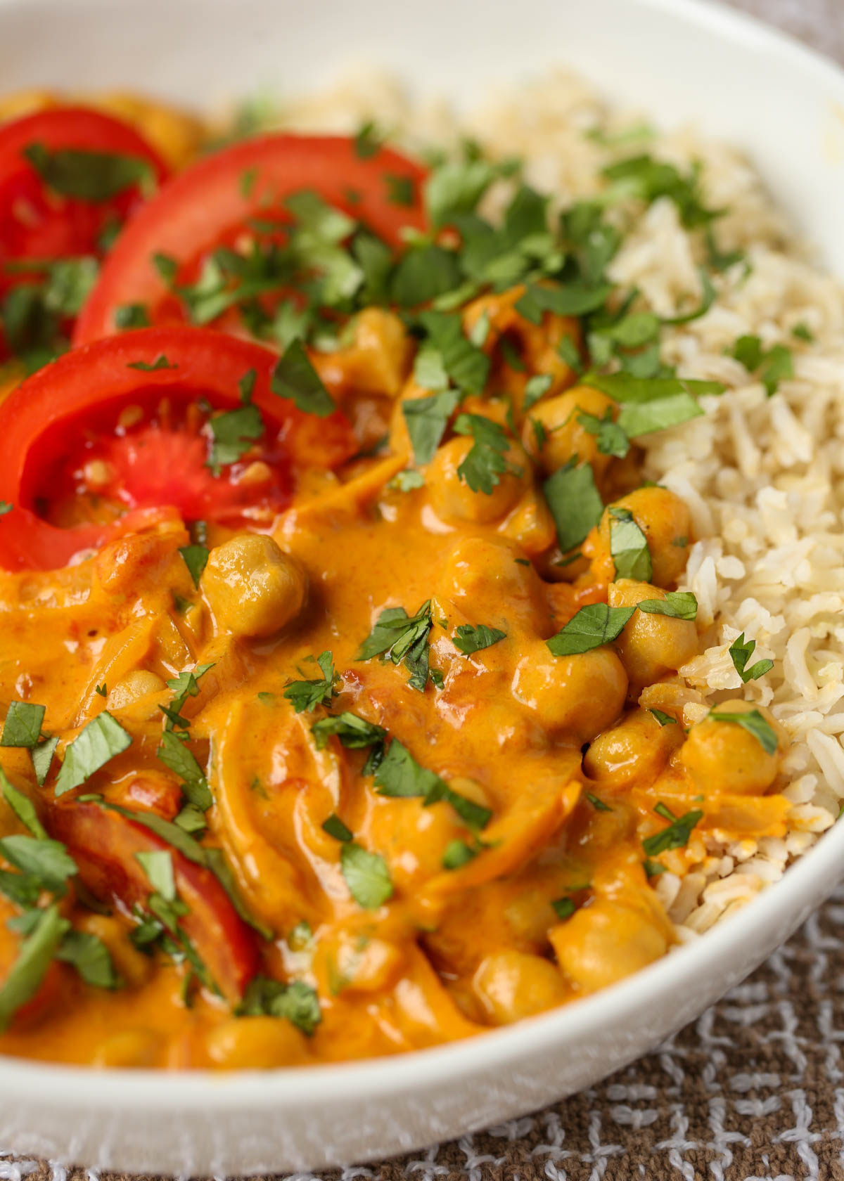 One-Pot Chickpea and Tomato Curry