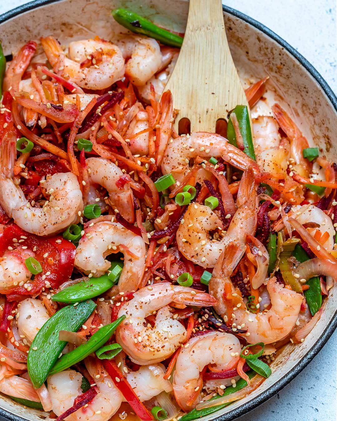 Stir-Fried Garlic Shrimp with Fresh Basil and Chili