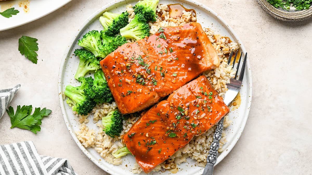Most Flavorful Maple-Glazed Salmon with Asparagus